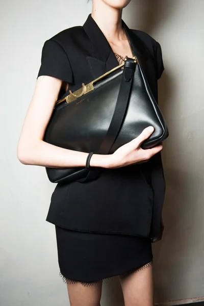 Look 54